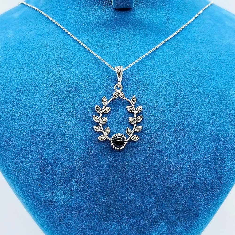 Double Leaf Oltu Stone Crafted 925 K Silver Necklace