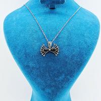 Damla Kanat Model Oltu Taşı İşçilikli 925 Ayar Gümüş Kolye