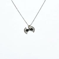 Damla Kanat Model Oltu Taşı İşçilikli 925 Ayar Gümüş Kolye