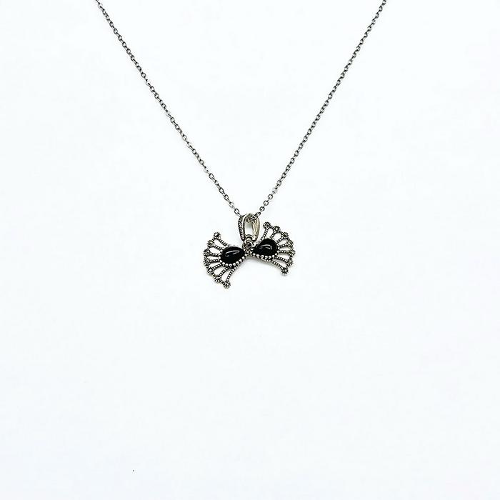 Damla Kanat Model Oltu Taşı İşçilikli 925 Ayar Gümüş Kolye