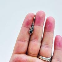 Damla Model Oltu Taşı İşçilikli 925 Ayar Gümüş Küpe