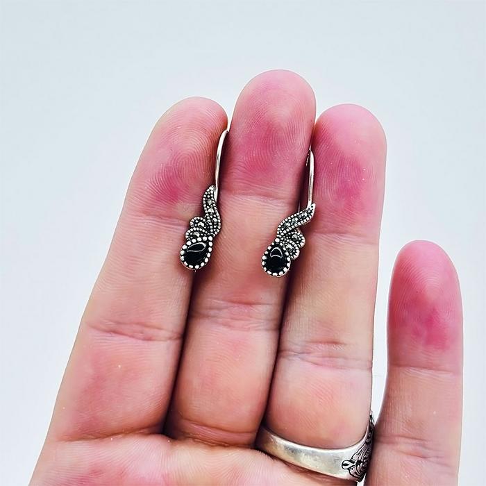 Damla Model Oltu Taşı İşçilikli 925 Ayar Gümüş Küpe