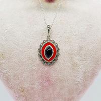 Kırmızı Mine ve Oltu Taşı İşçilikli 925 Ayar Gümüş Kolye