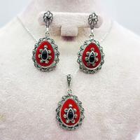 Kırmızı Mine ve Oltu Taşı İşçilikli 925 Ayar Gümüş Kolye Küpe Yüzük Set