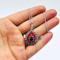 Kırmızı Mine ve Oltu Taşı İşçilikli 925 Ayar Gümüş Kolye