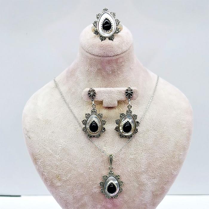 Sedef ve Oltu Taşı İşçilikli 925 Ayar Gümüş Kolye Küpe Yüzük Set