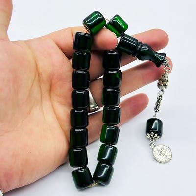 Şeffaf Koyu Yeşil Renkte Efe Maskot Sıkma Ateş Kehribar Tesbih