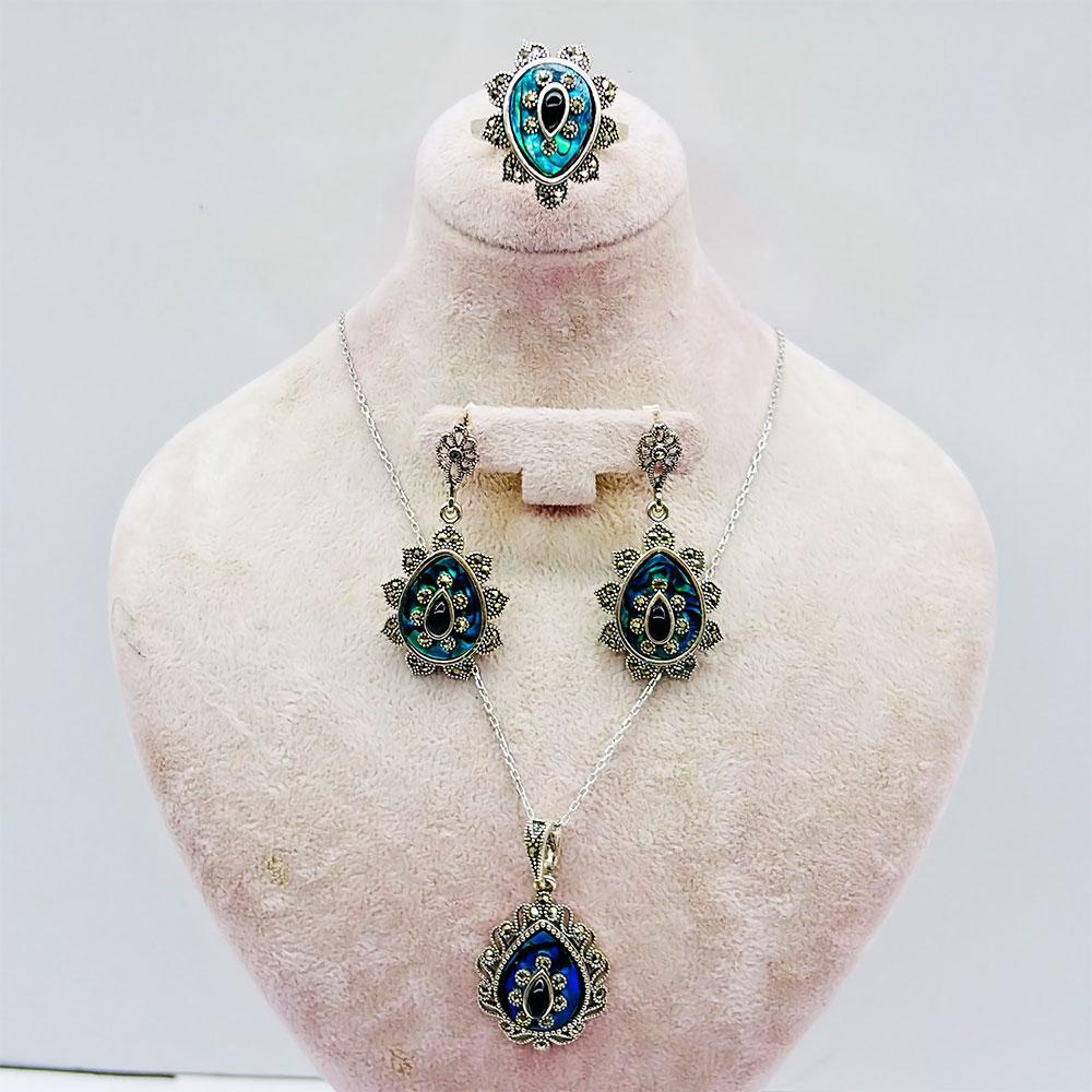 Green Enamel & Oltu Stone Crafted 925 K Silver Necklace Earrings Ring Set
