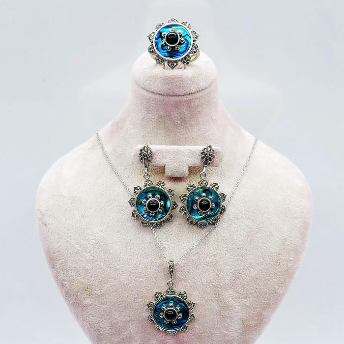 Yeşil Mine ve Oltu Taşı İşçilikli 925 Ayar Gümüş Kolye Küpe Yüzük Set