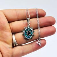 Yeşil Mine ve Oltu Taşı İşçilikli 925 Ayar Gümüş Kolye