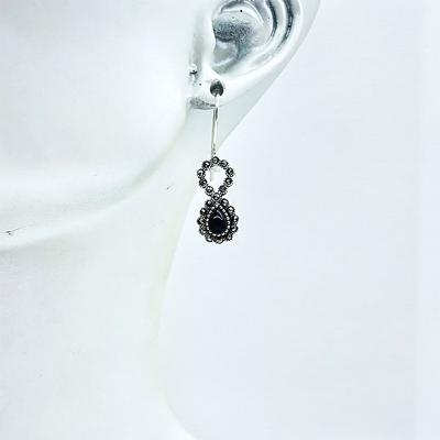 Zirkon ve Damla Model Oltu Taşı İşçilikli 925 Ayar Gümüş Küpe