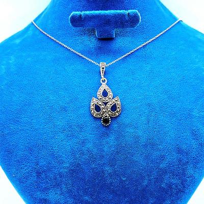 Damla Model Oltu Taşı İşçilikli 925 Ayar Gümüş Kolye