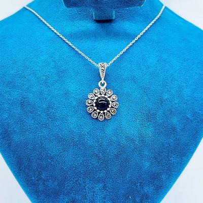 Güneş Model Margazit ve Oltu Taşı İşçilikli 925 Ayar Gümüş Kolye