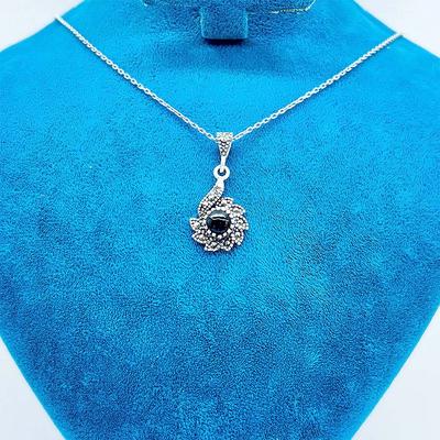 Güneş Model Margazit ve Oltu Taşı İşçilikli 925 Ayar Gümüş Kolye 