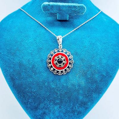 Margazit Kırmızı Mine ve Oltu Taşı İşçilikli 925 Ayar Gümüş Kolye