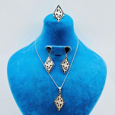 Nakkaş Oltu Taşı İşçilikli 925 Ayar Gümüş Yüzük Küpe Kolye Set 