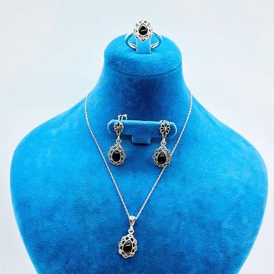 Oltu Taşı İşçilikli 925 Ayar Gümüş Yüzük Küpe Kolye Set 