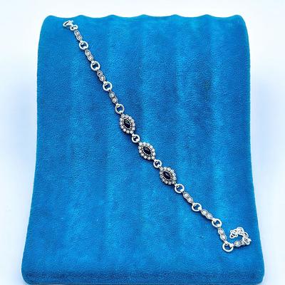 Zirkon ve Oltu Taşı İşçilikli 925 Ayar Gümüş Bileklik